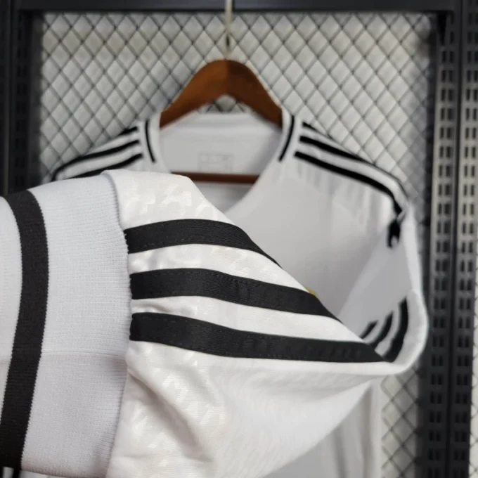 24/25 Real Madrid Long Sleeve Soccer Jersey Home - Image 4