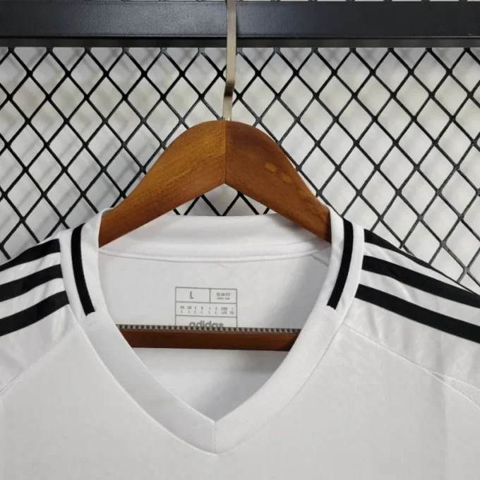 24/25 Real Madrid Long Sleeve Soccer Jersey Home - Image 3
